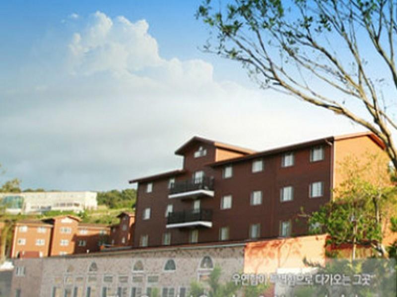 Arbon Youth Hostel & Resort Csedzsu Kültér fotó