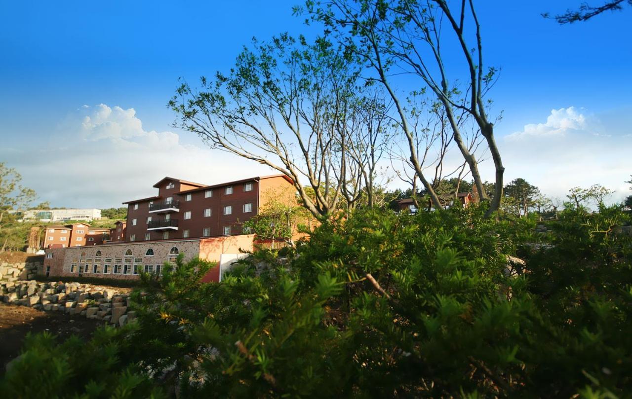 Arbon Youth Hostel & Resort Csedzsu Kültér fotó