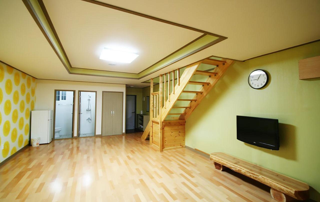 Arbon Youth Hostel & Resort Csedzsu Kültér fotó